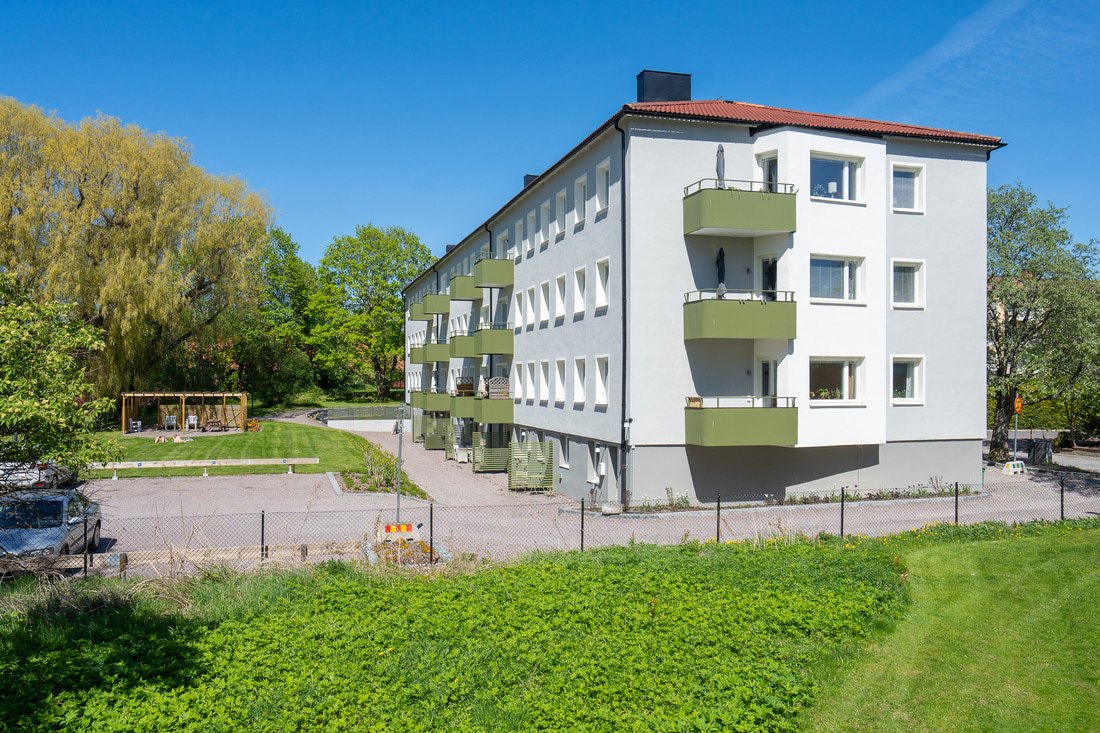 GEnomgående renoverad fastighet, nya fönster, renoverad fasad & balkonger GEnomgående renoverad fastighet, nya fönster, renoverad fasad & balkonger