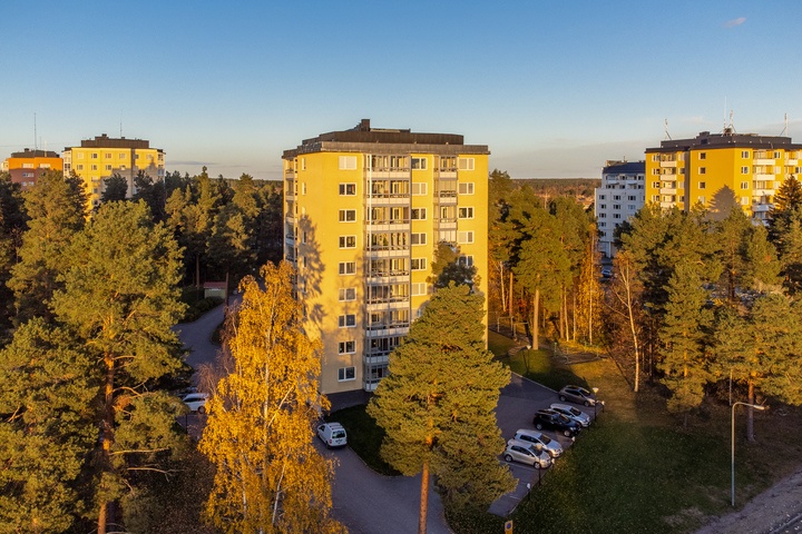Furumovägen 10