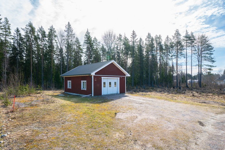 Lundbyvägen 62 81892 Valbo