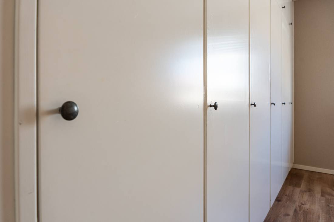 Hela 6 stycken med överskåp Hela 6 stycken med överskåp